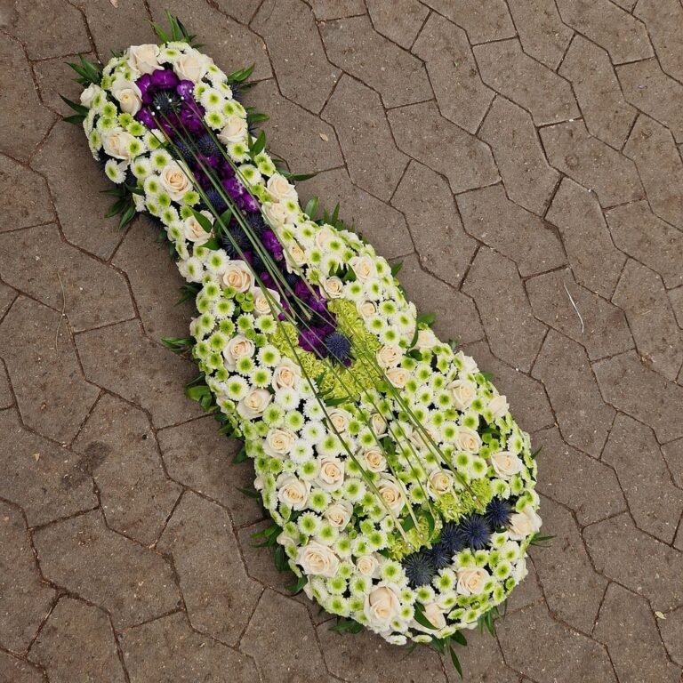 Guitar formet begravelsesdekoration